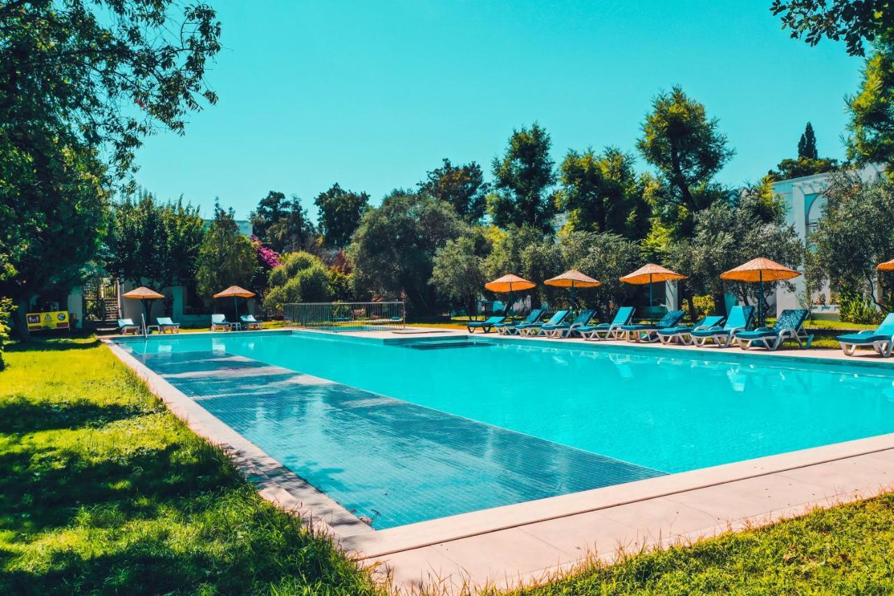 Muskebi Apart Otel Ortakent Exteriör bild