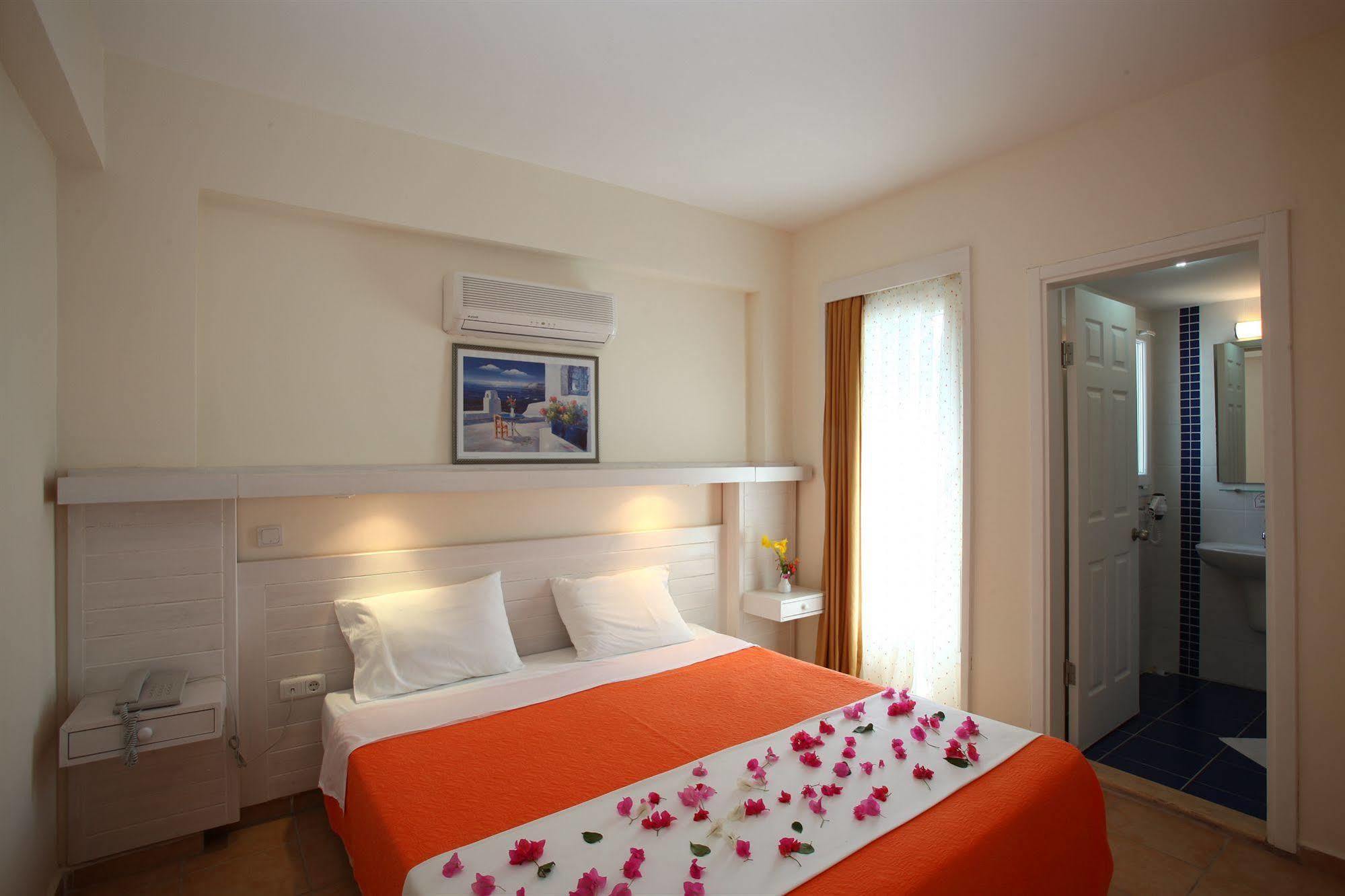 Muskebi Apart Otel Ortakent Exteriör bild